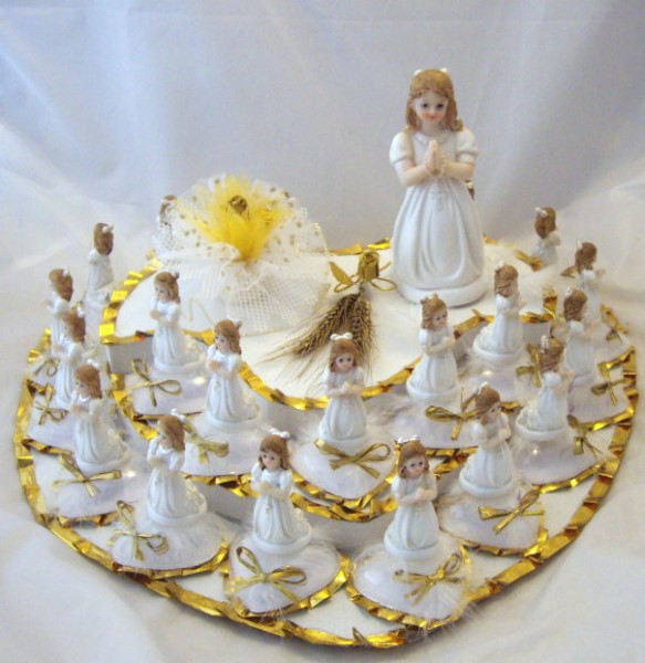 ../Images/coeur avec 20 coeurs communion blanc et or.jpg